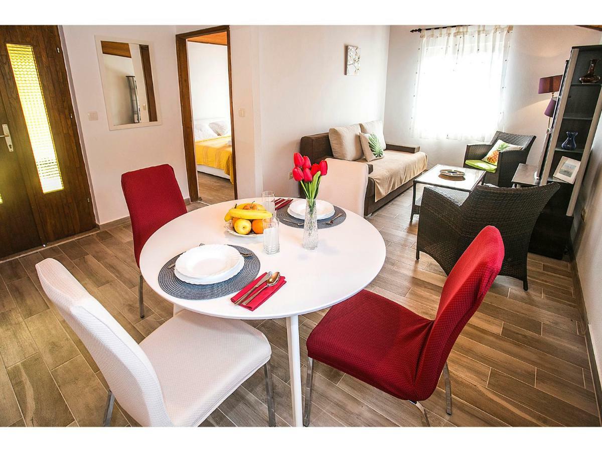 Apartment Goga'S Retreat In 산책길 외부 사진