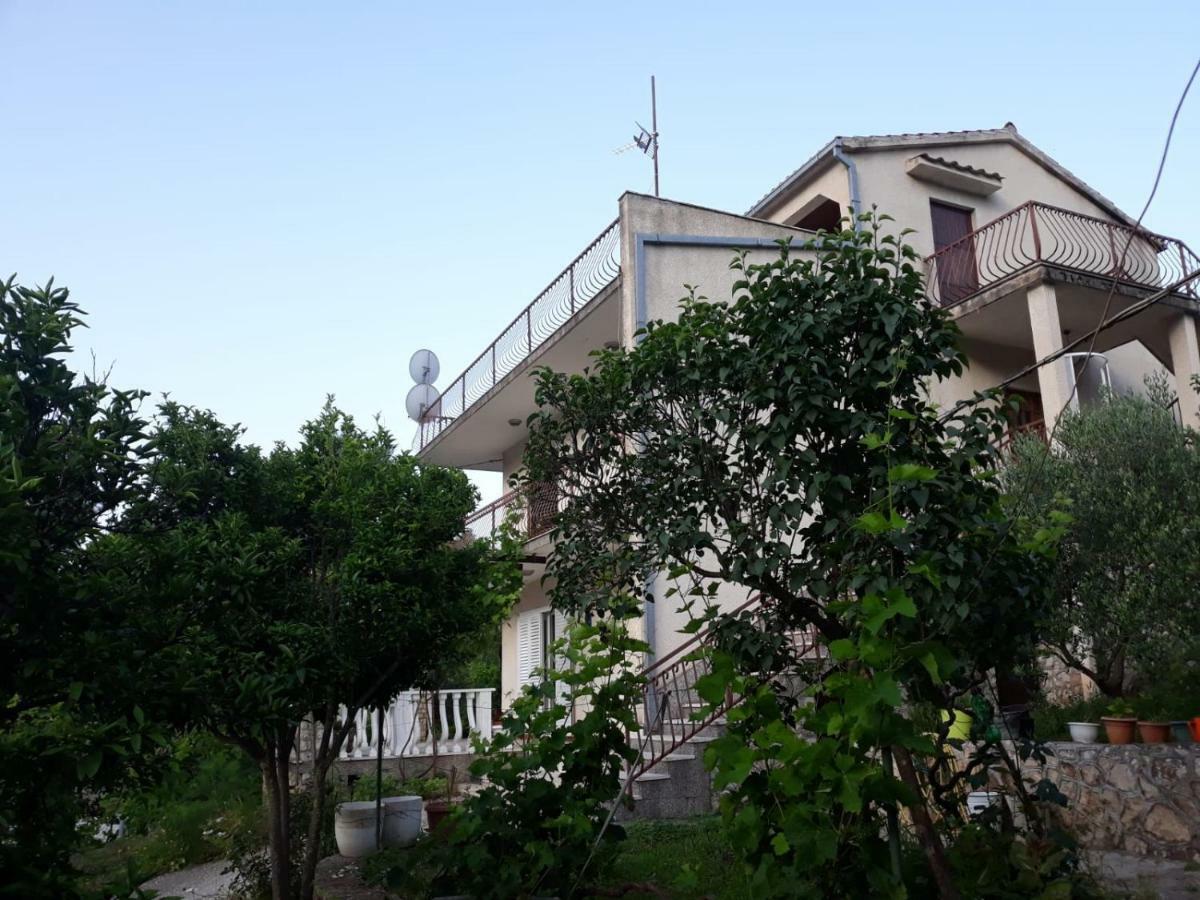 Apartment Goga'S Retreat In 산책길 외부 사진
